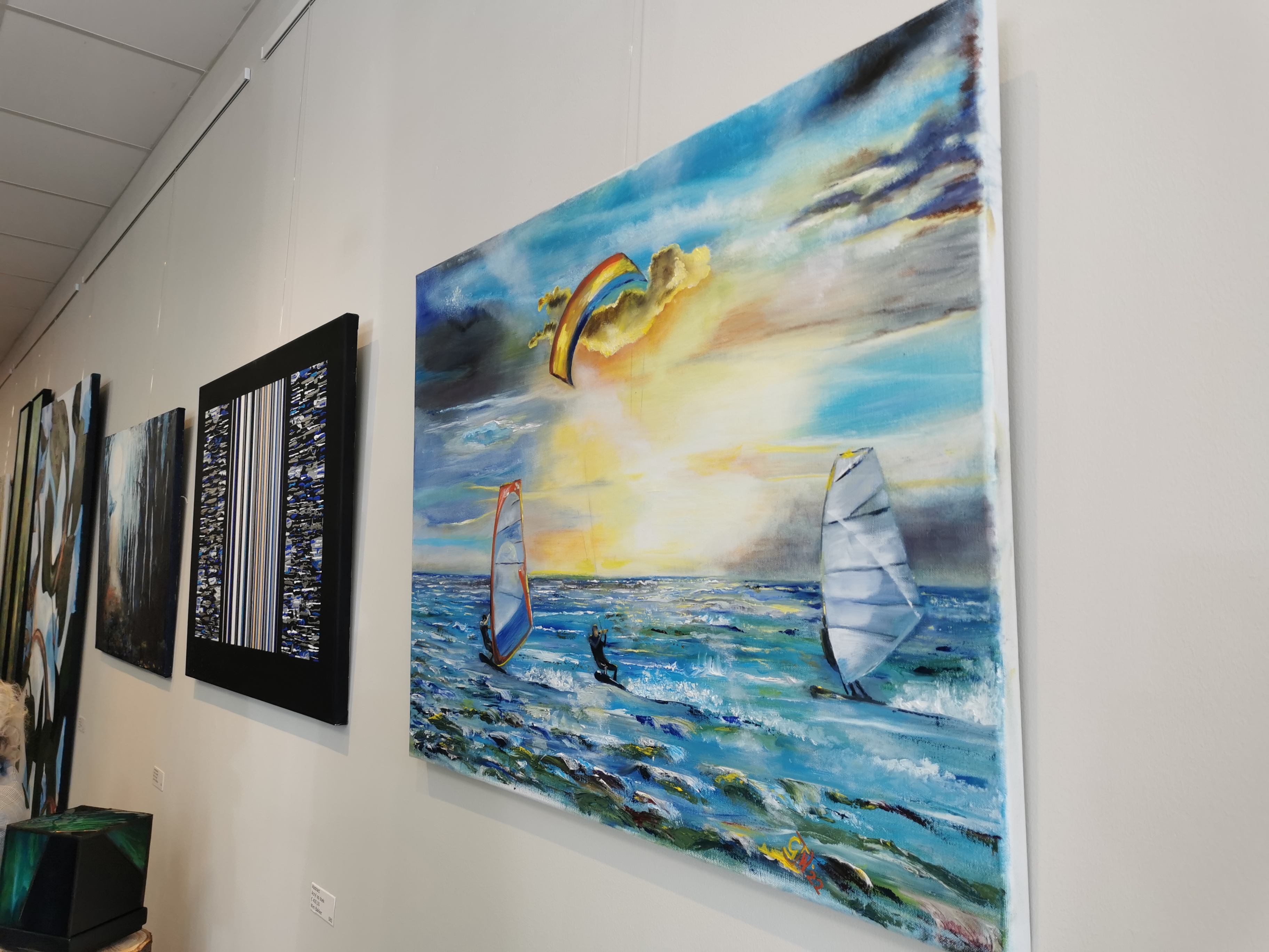 Kunstwerken aan wand