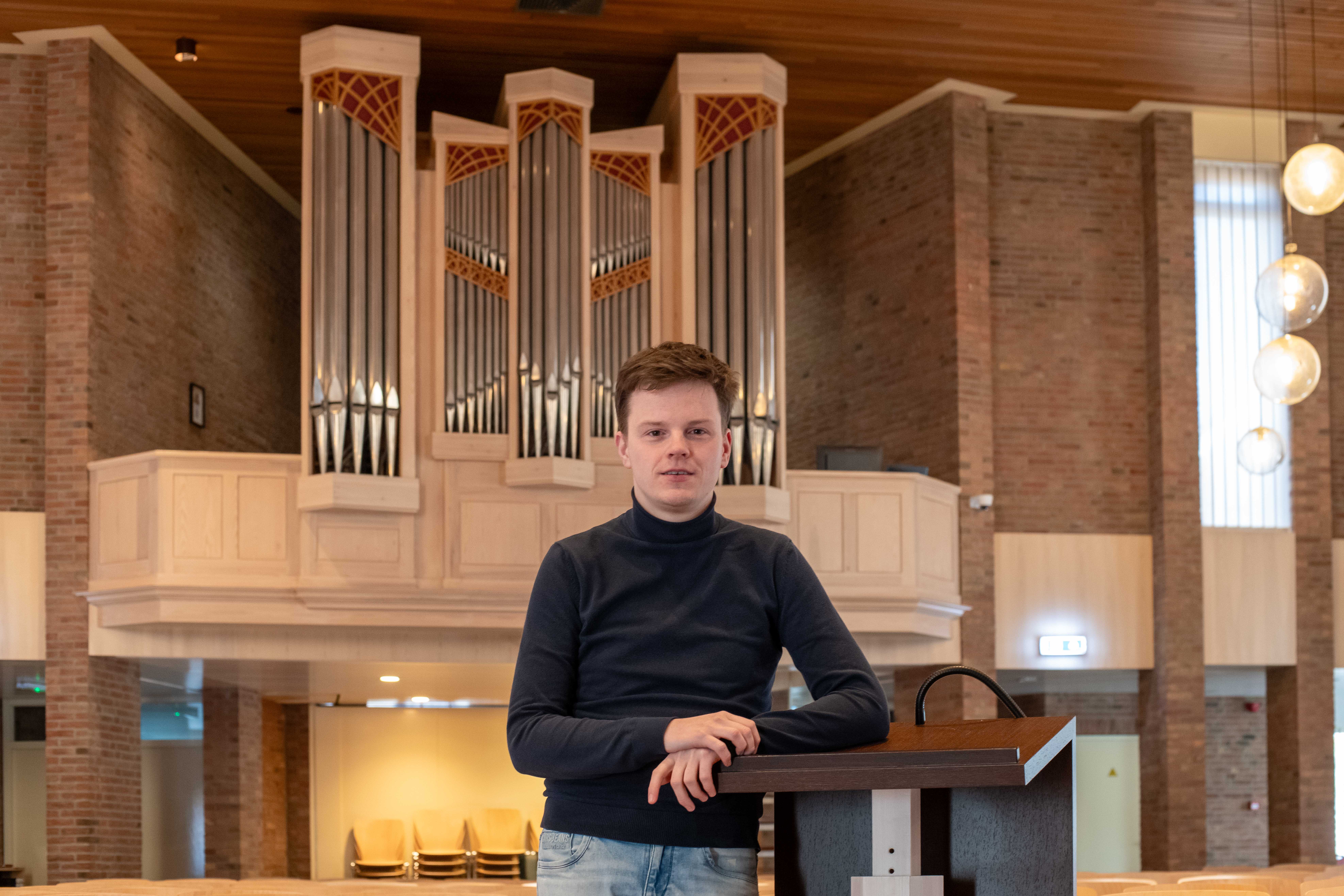 Organist