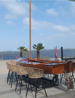 terras met Veluwemeer