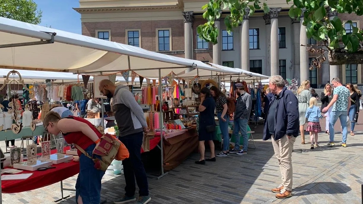 Zeldzaam Mooi Markt Wilhelminaplein in Leeuwarden | Visit Leeuwarden