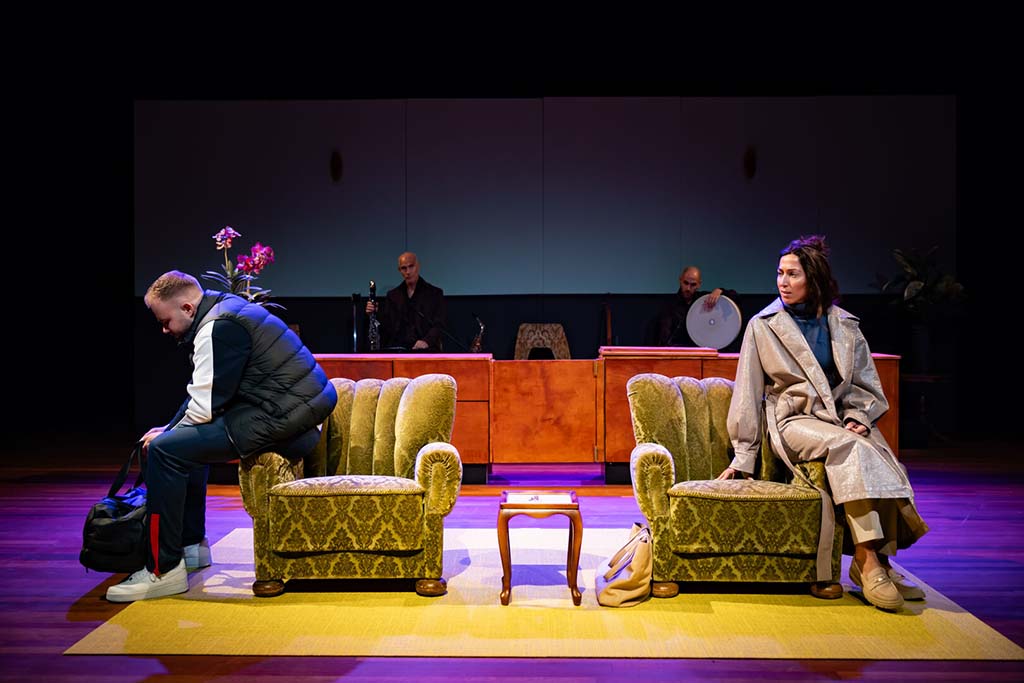 Theater RAST: Is dit nu liefde