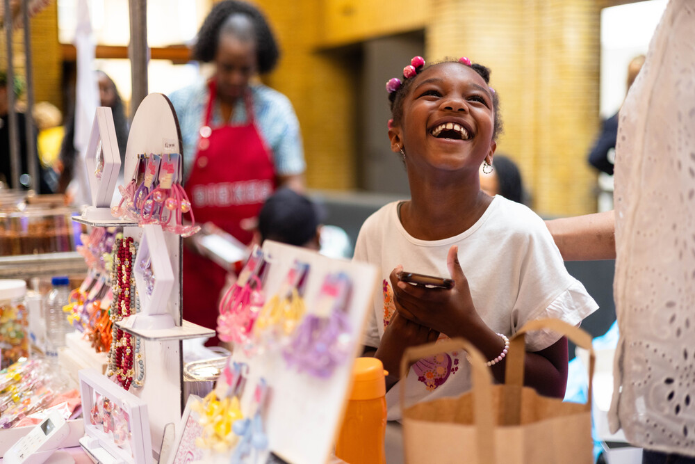 Buku nanga kuku xl feest