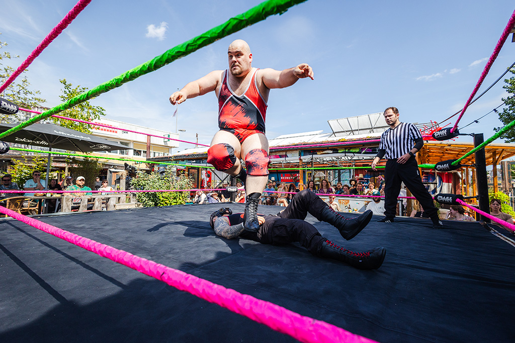 Kopen of Slopen & Pro Wrestling Holland