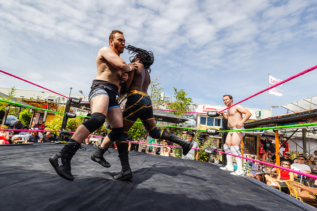 Kopen of Slopen & Pro Wrestling Holland