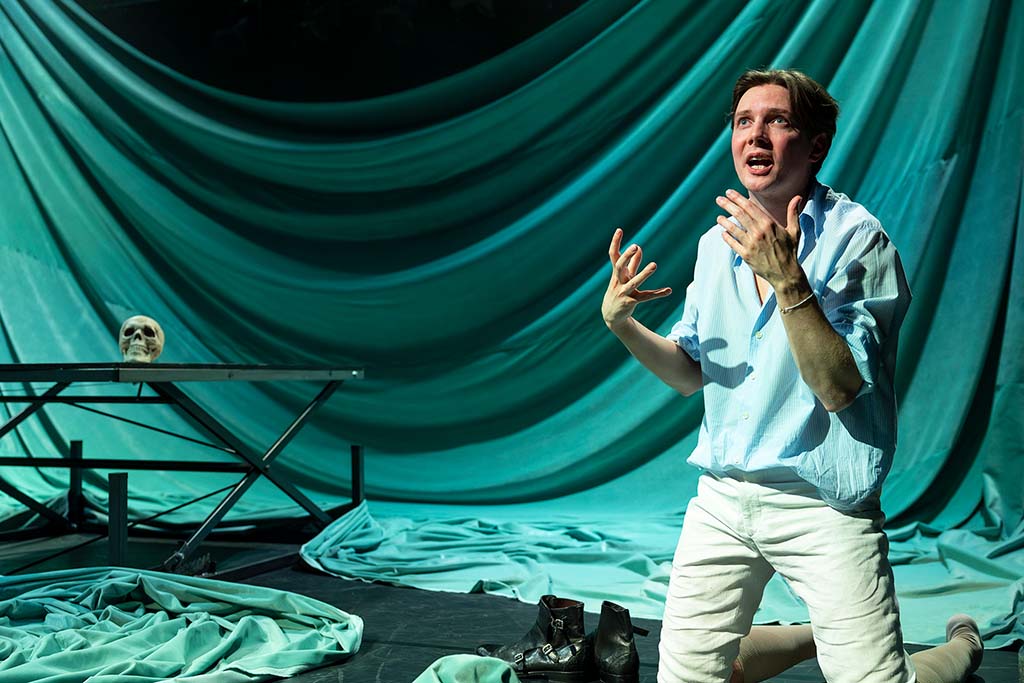 Florian Myjer / Oh Deer: The Actor