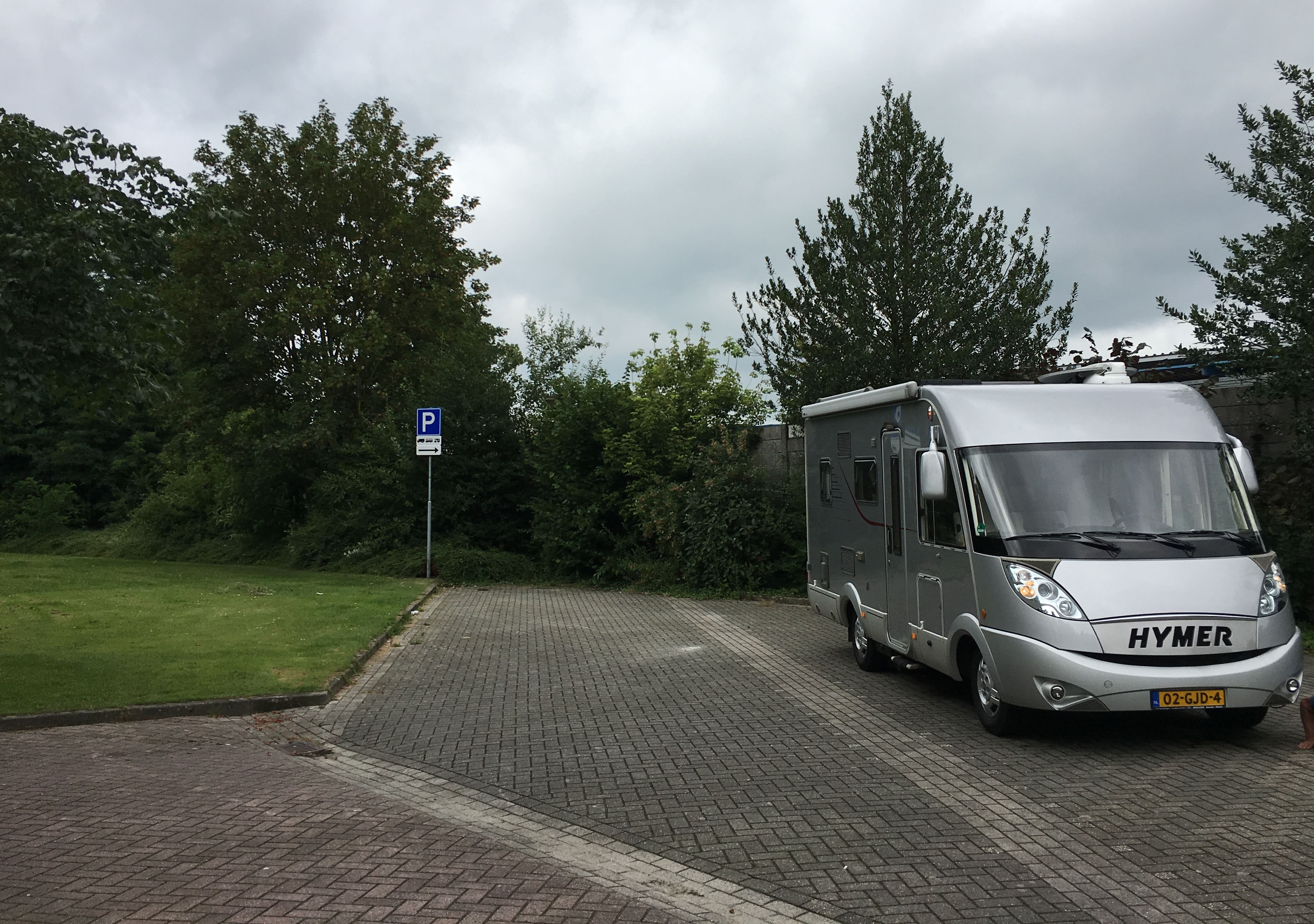 Camperplaats Helmond - Beatrixlaan — photo 2