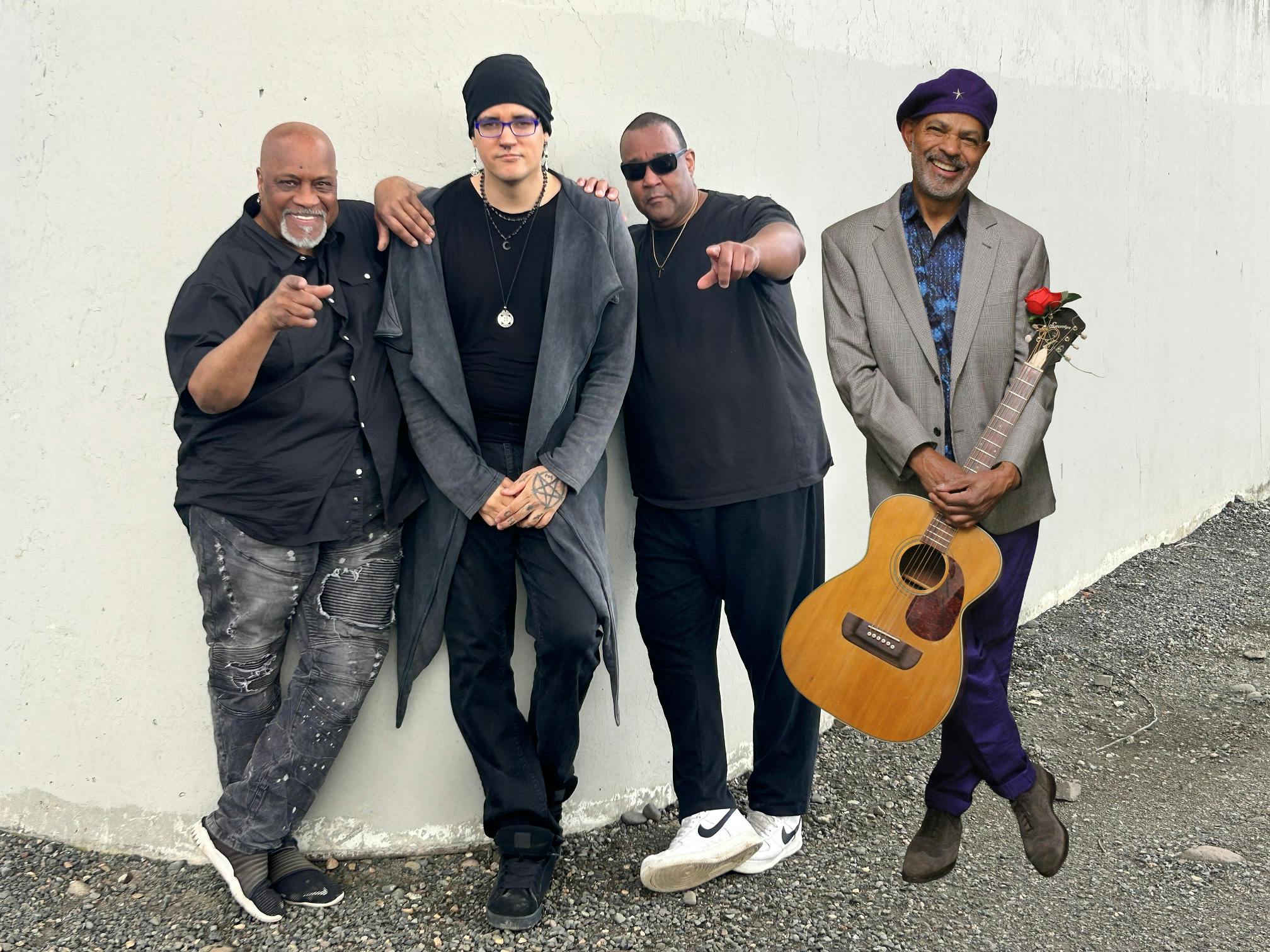 Guy Davis & The Nerak Roth Patterson Band
