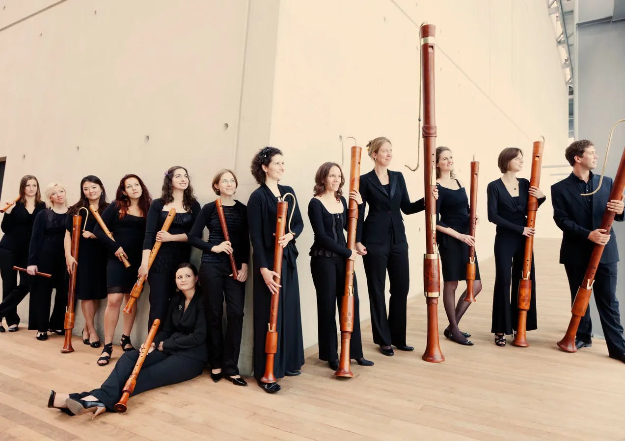 The Royal Wind Music geeft een concert met een programma vol renaissancemuziek in Brouwershaven.