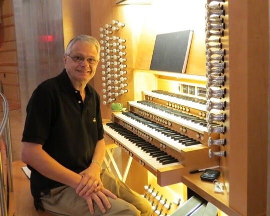 Hector Olivera - orgel