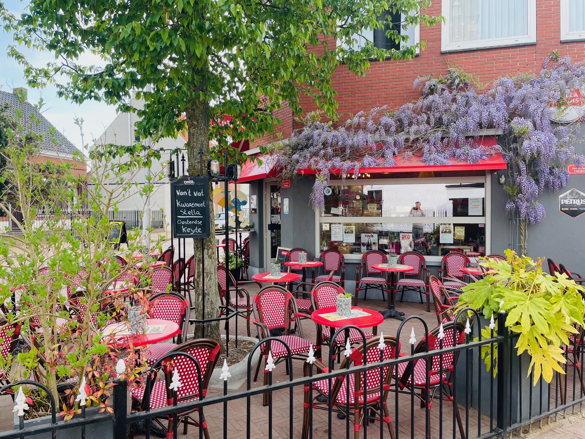 Terras voorzijde