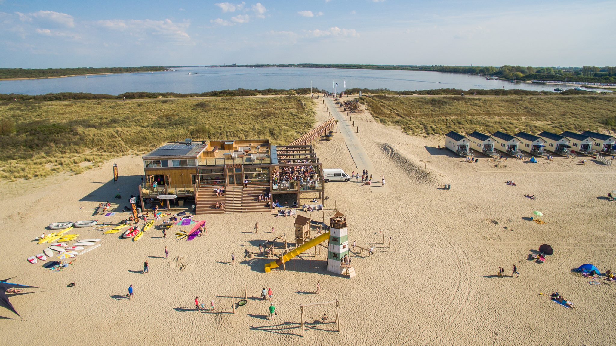 Zomeravond Beachvolleybal Toernooien powered by Badkoerier
