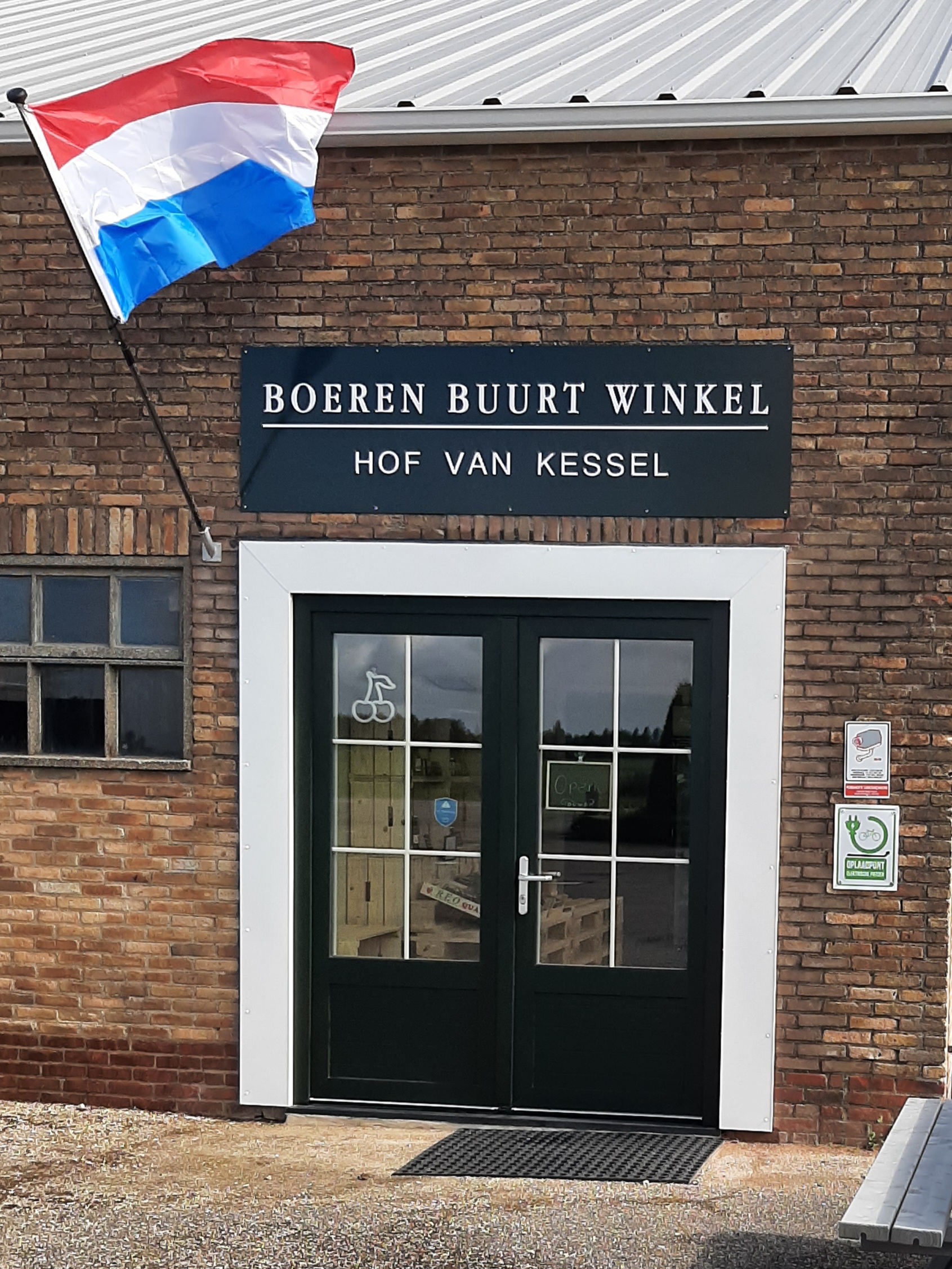 boerenbuurtwinkel met fietscafe