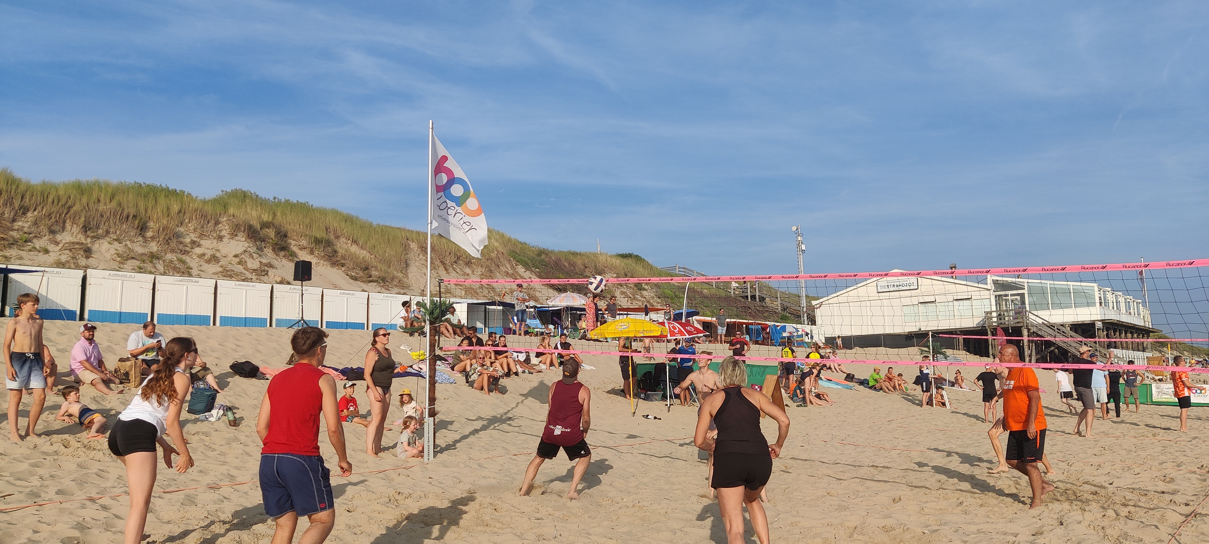 Zomeravond Beachvolleybal Toernooi, powered by Badkoerier