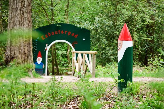 Ingang van het kabouterpad in Oudemirdum.