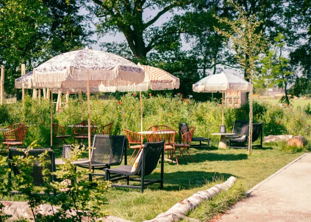 Gezellige terras van restaurant De Schaapjes in Haaren