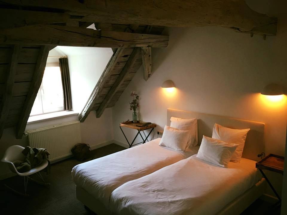Hotel Les Charmes interieur kamer