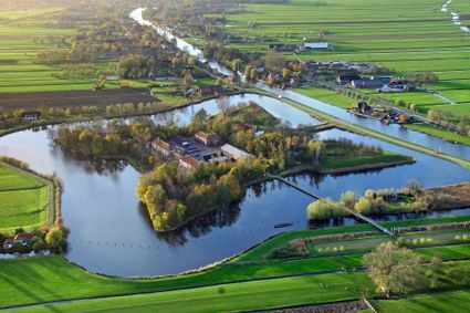 Luchtfoto van Fort Wierickerschans in Bodegraven