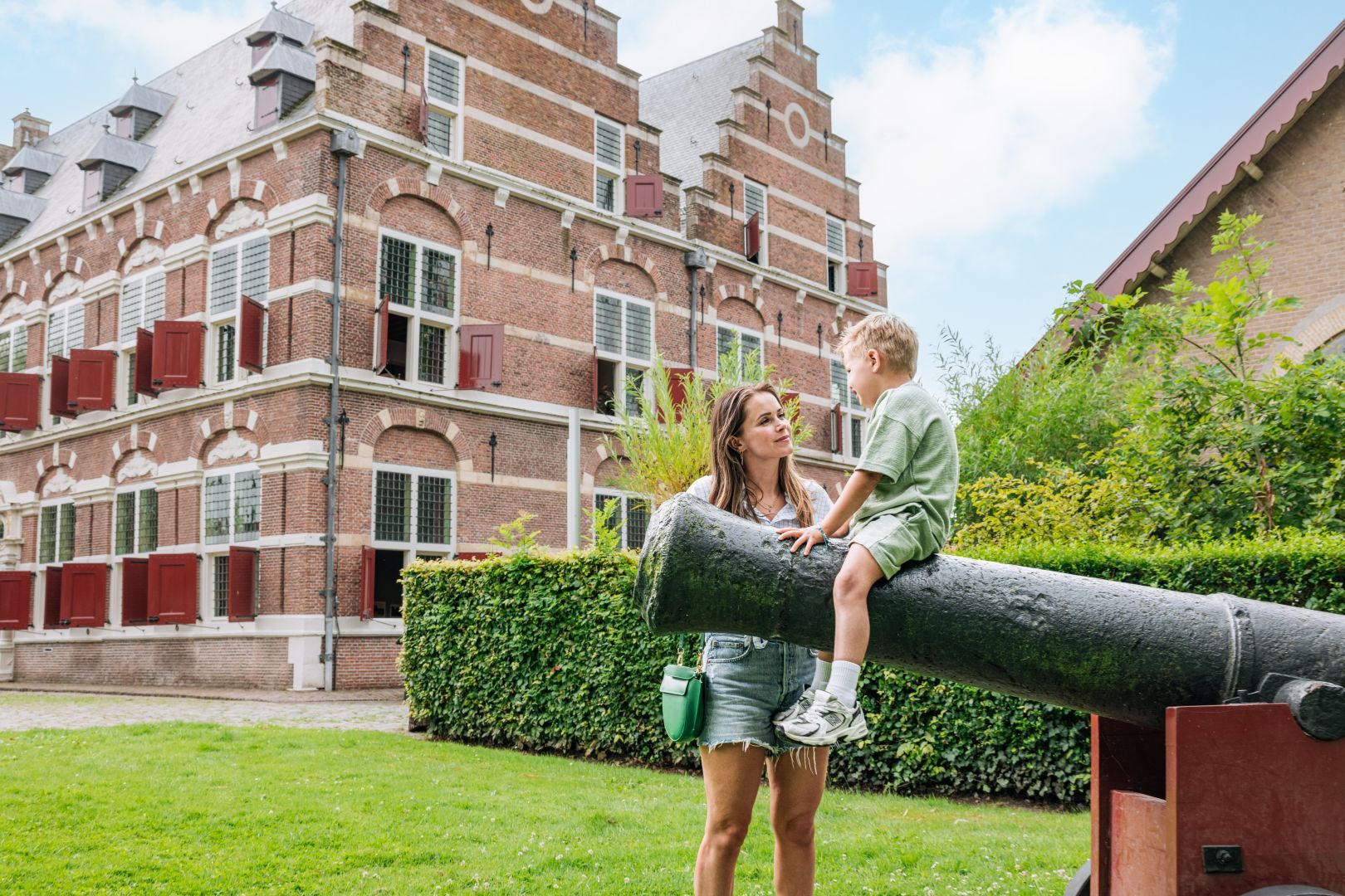 Moeder op kanon voor Mauritshuis