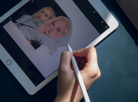 drawing in procreate ipad course by Luna Nguyen Atelier