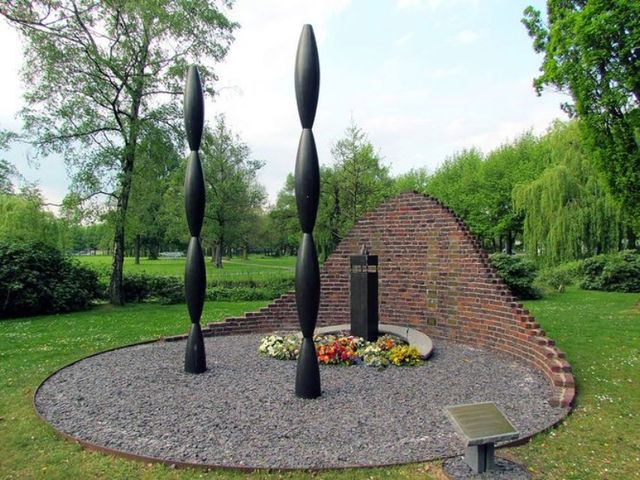 Het Indiëmonument in het Zuiderpark