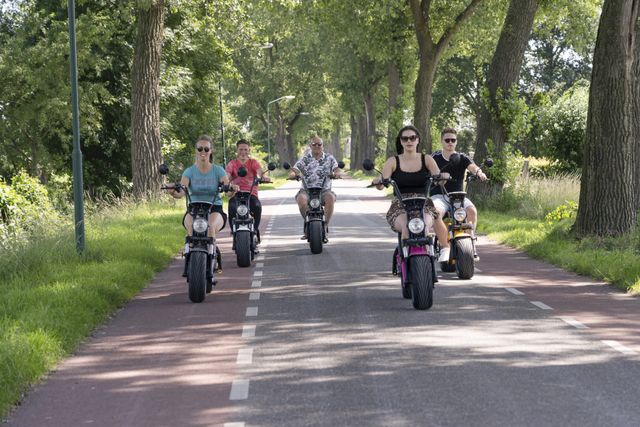 E-chopper huren Playground X Liessel