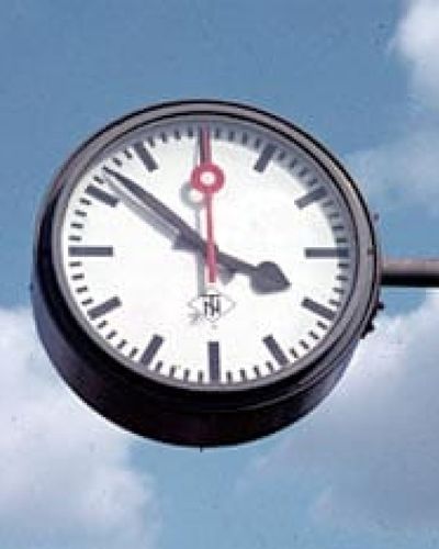 een stationsklok