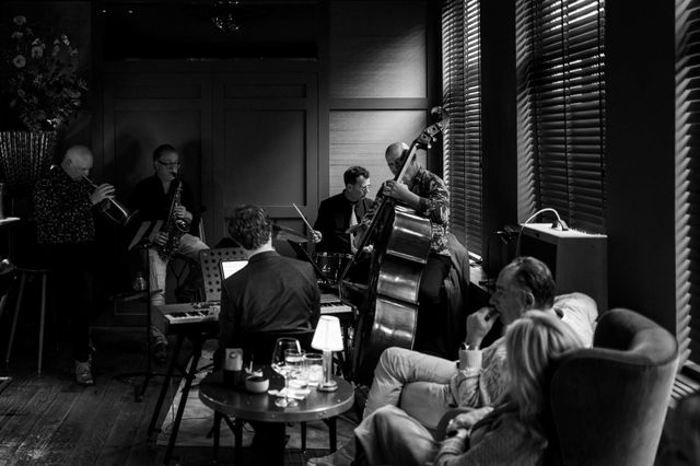 live jazz ensemble
