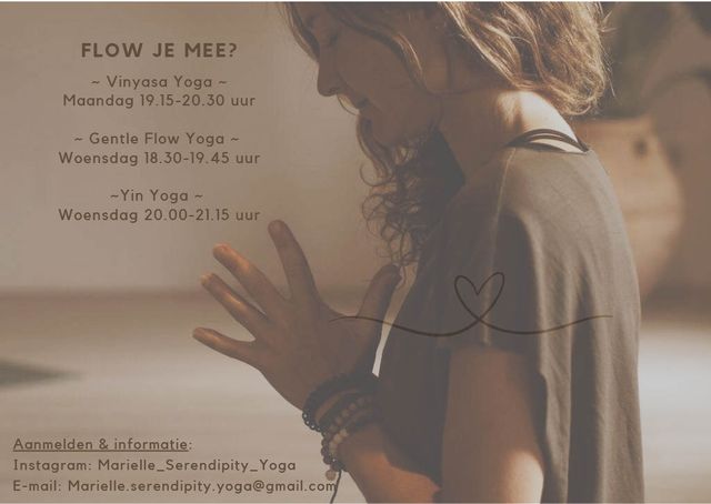 Flyer van de yogalessen