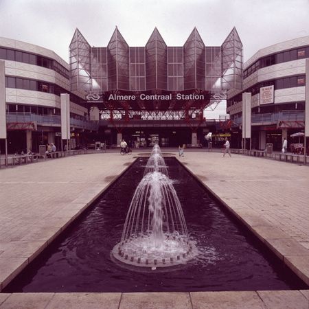 1982 CS in aanbouw