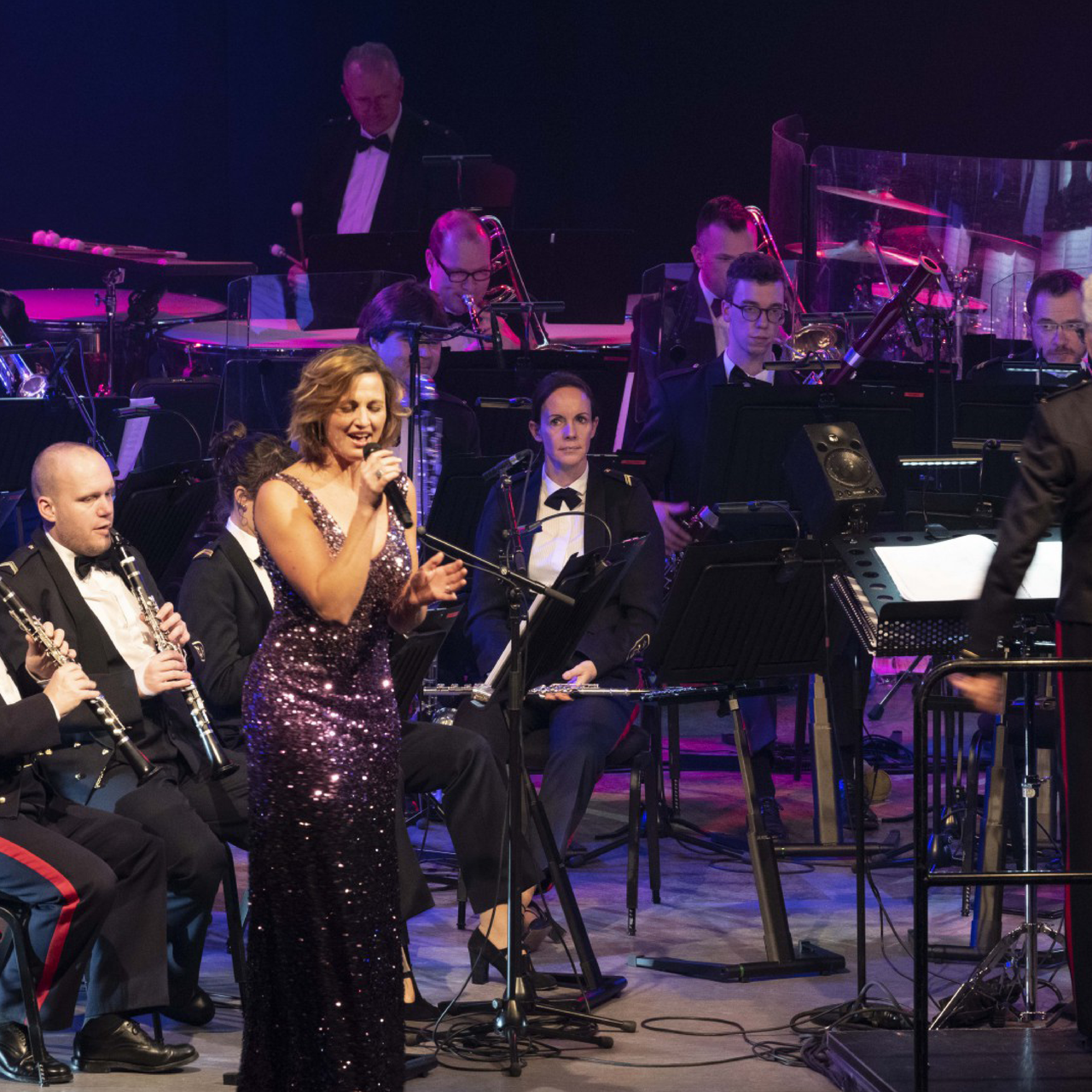 Kerstproms | Magische avond in Kazerne Oirschot