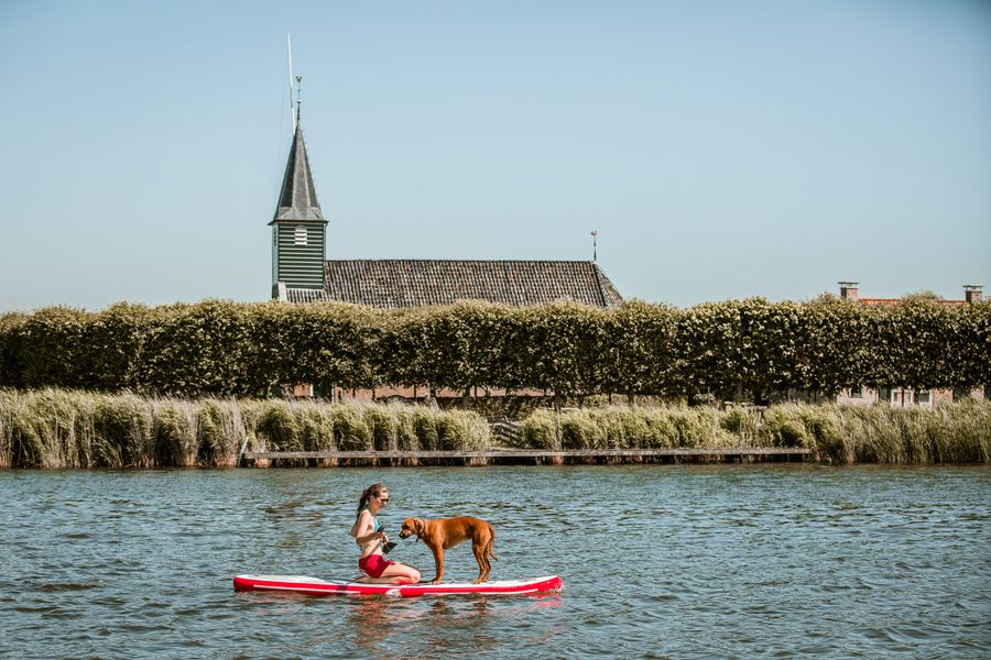 Stand-up paddle boarden in Friesland over de fluisterroutes