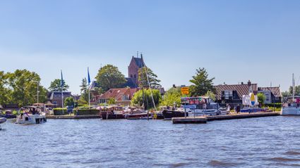 grou vanaf water