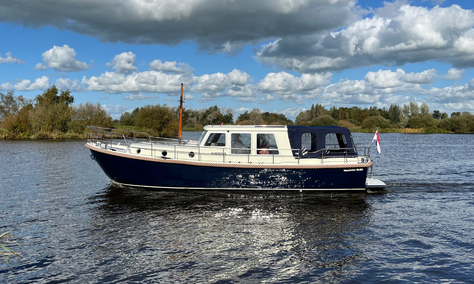 Fortuna, 2 persoons schip, Friesland, boot huren, Lage doorvaarthoogte, Heechvlet.