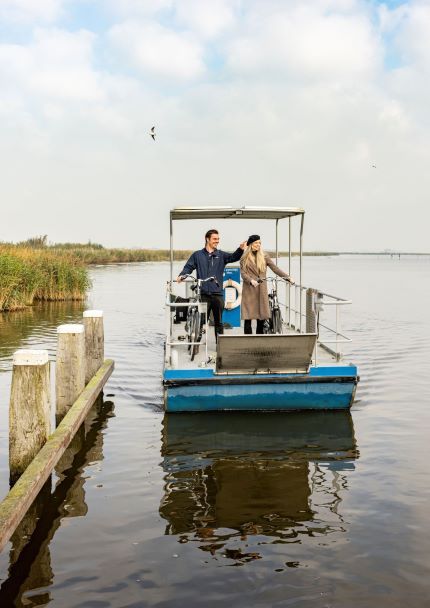 Pontjes in Zuidwest Friesland varen in het najaar en de winter door