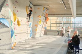 Boulderen met gezinskorting in de zomervakantie