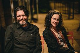 Amy Lavere en Will Sexton(USA) tijdens Tuney Thursday.