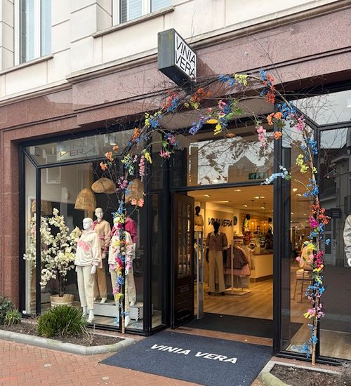 Vinia Vera buitenkant winkel