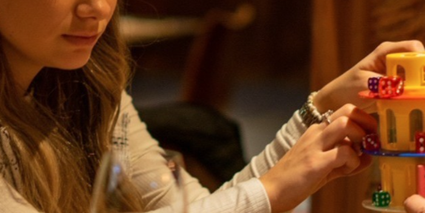 Na elke puzzel speel je een plank vrij met heerlijke voor- hoofd en nagerechten.