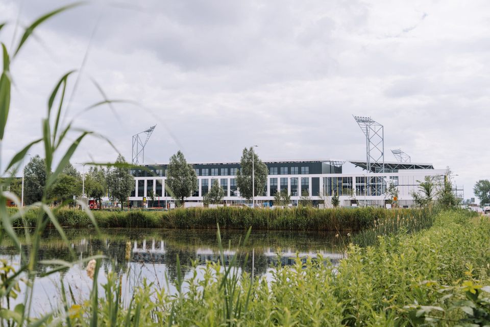 https://cambuur.nl/stadion058/ hier vanaf gehaald. ^WH