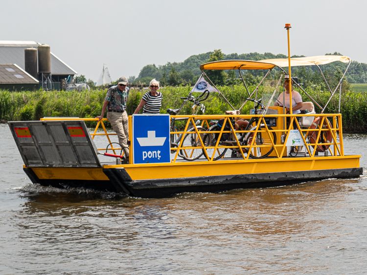 De familie Van der Netten brengt u keurig naar overkant