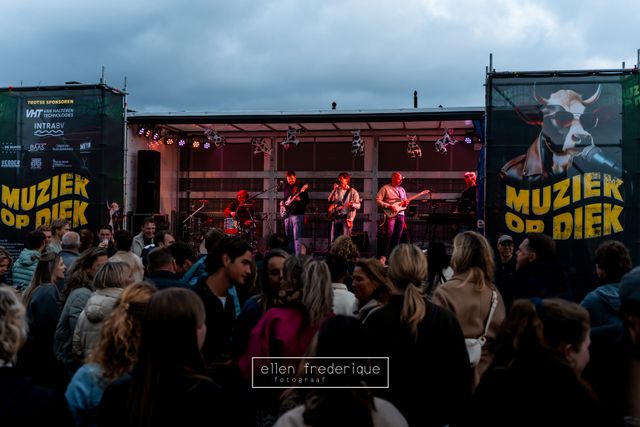 Muziek op Diek - Ellen Frederique