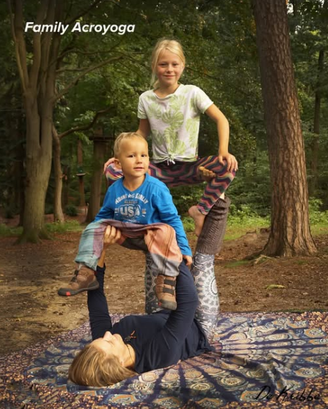 Family Acroyoga workshop