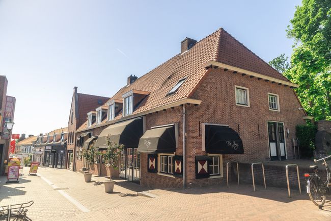 Gebouw in het dorpskern van Rhenen aan De Utrechtse Heuvelrug
