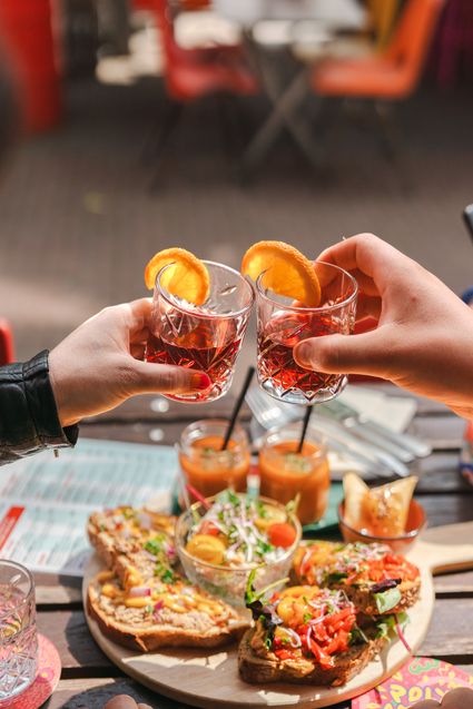 Borrel De Winkel Borrel en Eetbar