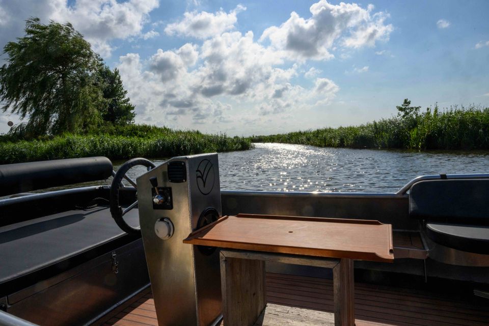 Elektrische fluisterbootjes Villa Romsicht Heeg