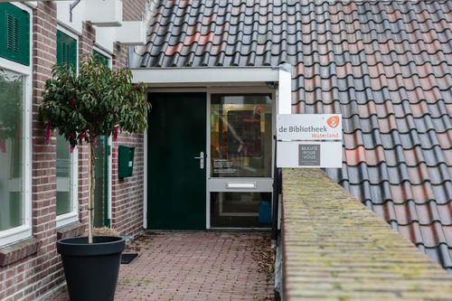 De bibliotheek in Marken