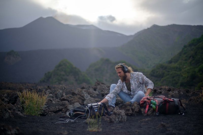 Tristan Visser op de Etna