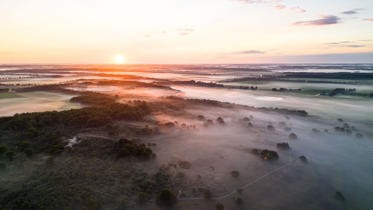 Luchtfoto van het Mantingerveld in Drenthe.