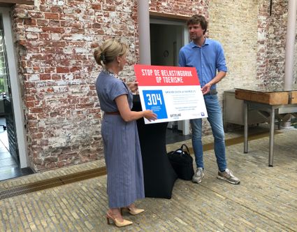 Aanbieden petitie
