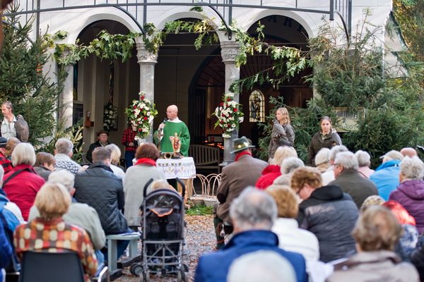 Hubertusmis bij de Heilige Eik